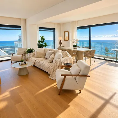 Luxury Sea-view Apartment- Acqua * Funchal (Madeira)
