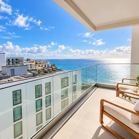 Luxury Sea-view Apartment- Acqua Funchal (Madeira)